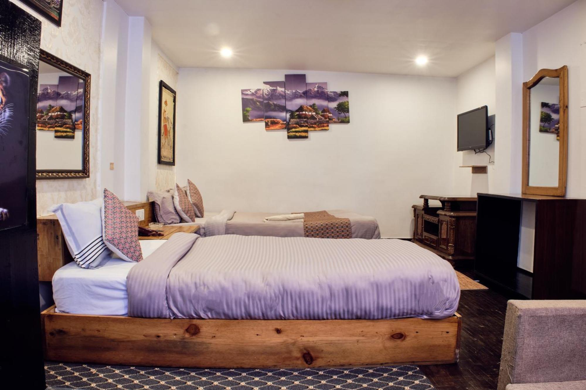Hotel Shree Tara Kathmandu Exterior photo