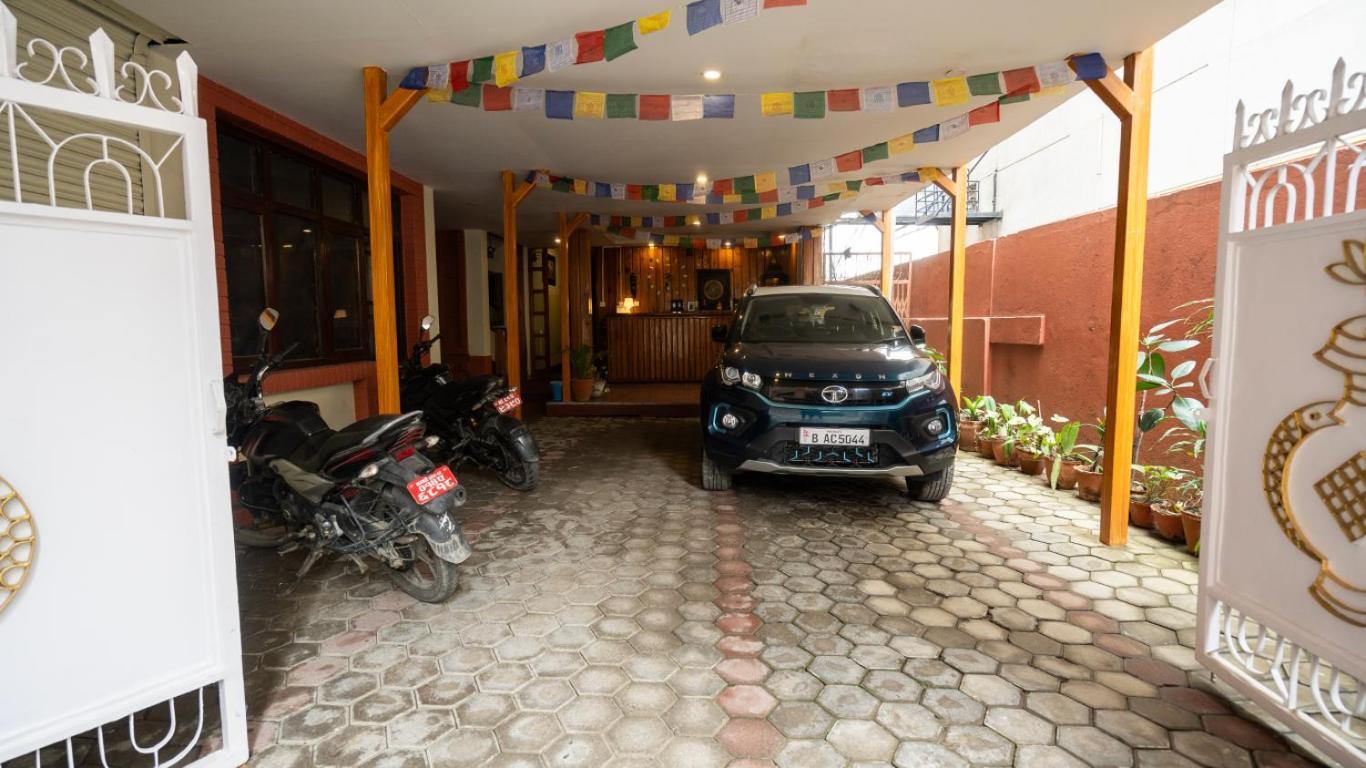 Hotel Shree Tara Kathmandu Exterior photo